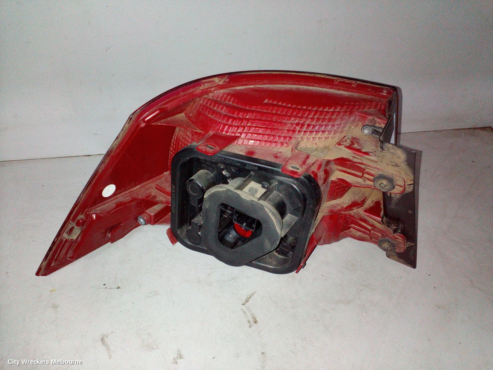 VOLKSWAGEN PASSAT LEFT TAILLIGHT, 3C/MK6 B7, SEDAN, NON LED TYPE, 09/2010 - 05/2015 - Image 2