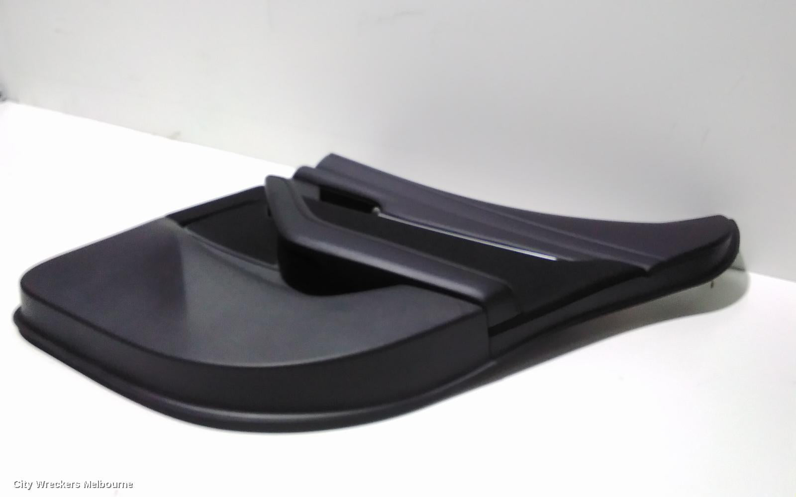 MAZDA 3 DOOR TRIM, RH REAR, BP, 03/2019 ONWARDS - Image 2