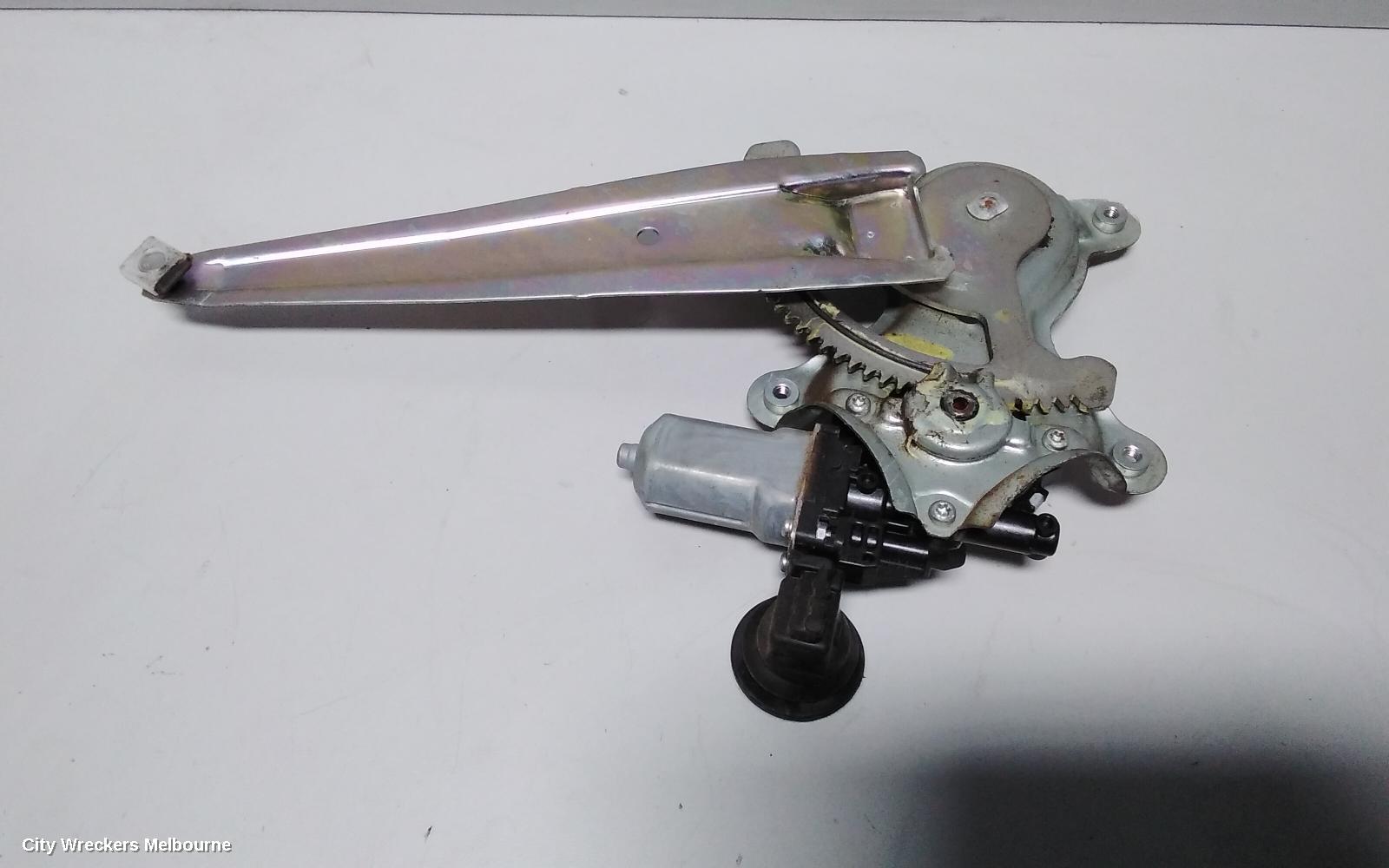 TOYOTA KLUGER RIGHT REAR WND REG/MOTOR, GSU40-GSU45, 08/2007 - 02/2014 - Image 3