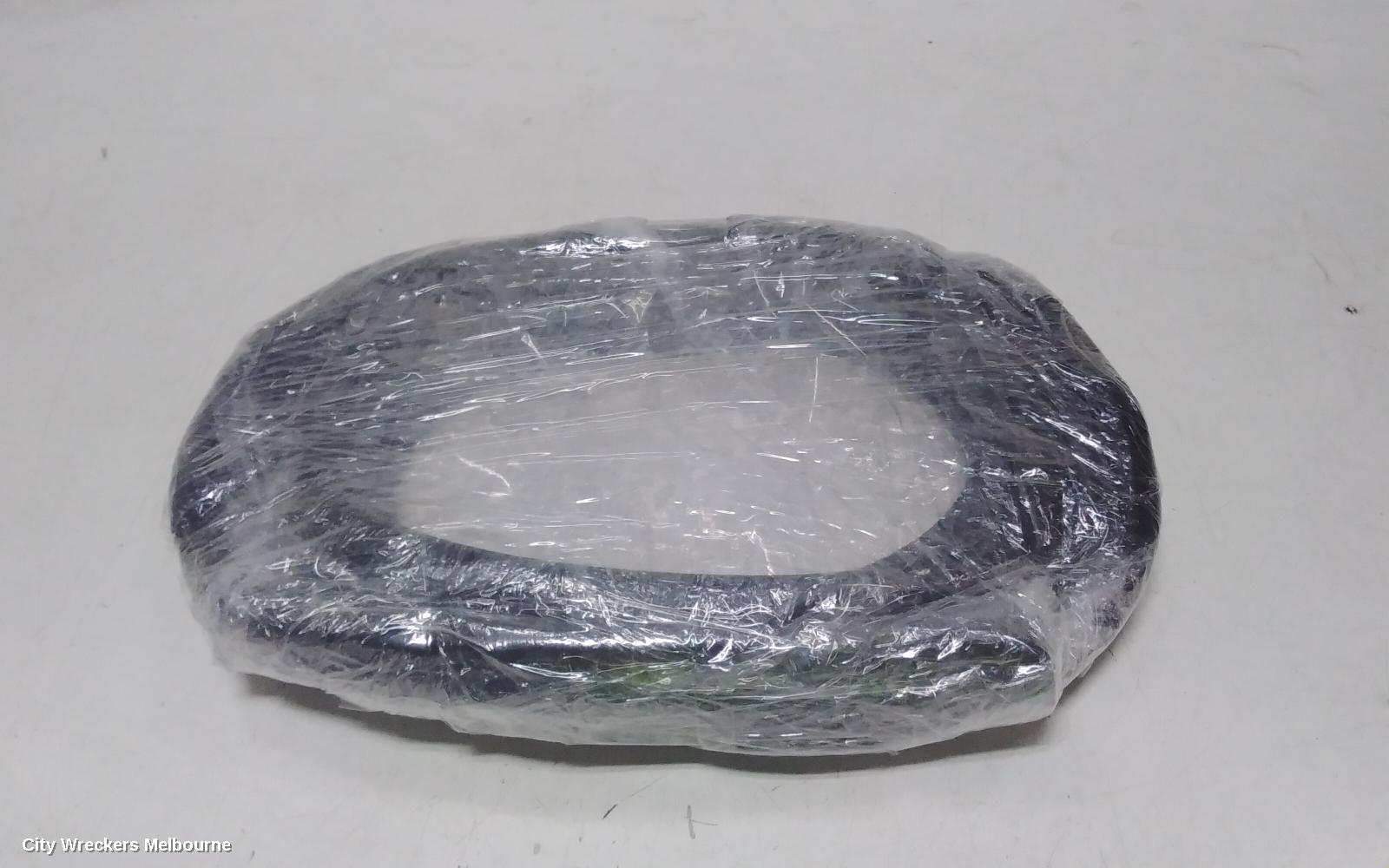 HYUNDAI STARIA SEAL, LHR DOOR SEAL RUBBER ON THE BODY: 114376, US4, 04/2021 ONWARDS - Image 2