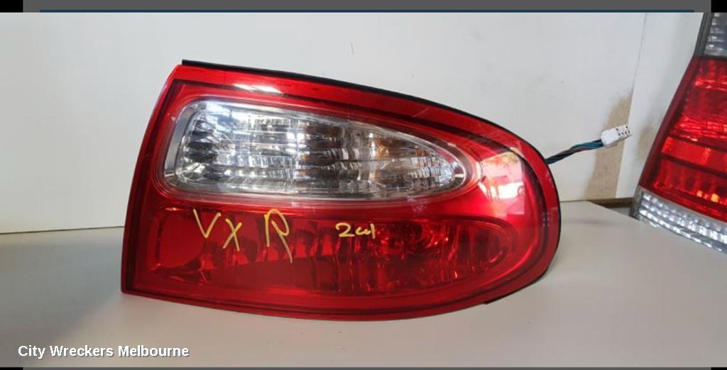 HOLDEN COMMODORE RIGHT TAILLIGHT, VX, SEDAN, BERLINA/CALAIS, 10/2000 - 09/2002 - Image 1