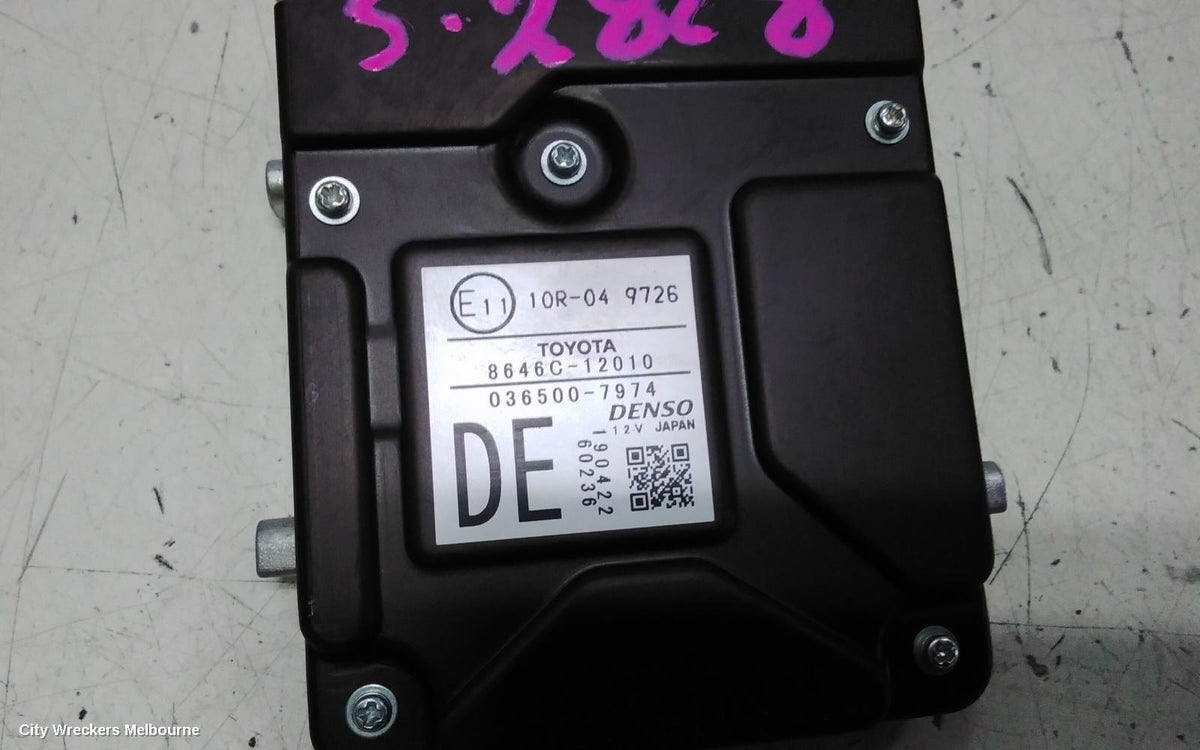 TOYOTA COROLLA REVERSE CAMERA, FRONT CAMERA (WINDSCREEN MOUNTED), E210, 07/2018 - 08/2022 - Image 3