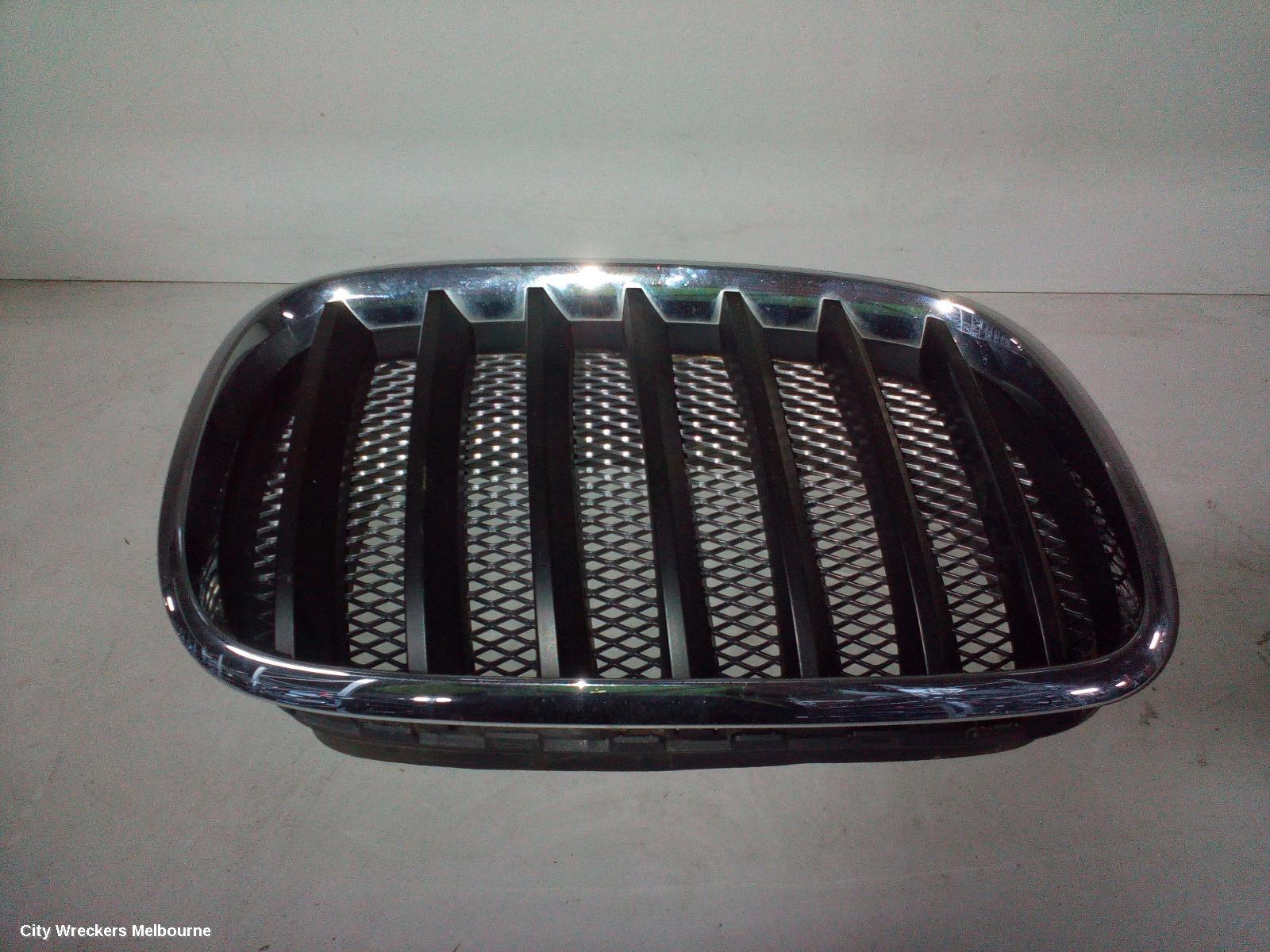 BMW X5 GRILLE, RADIATOR GRILLE (LH SIDE), E70, 03/2007 - 08/2013 - Image 1