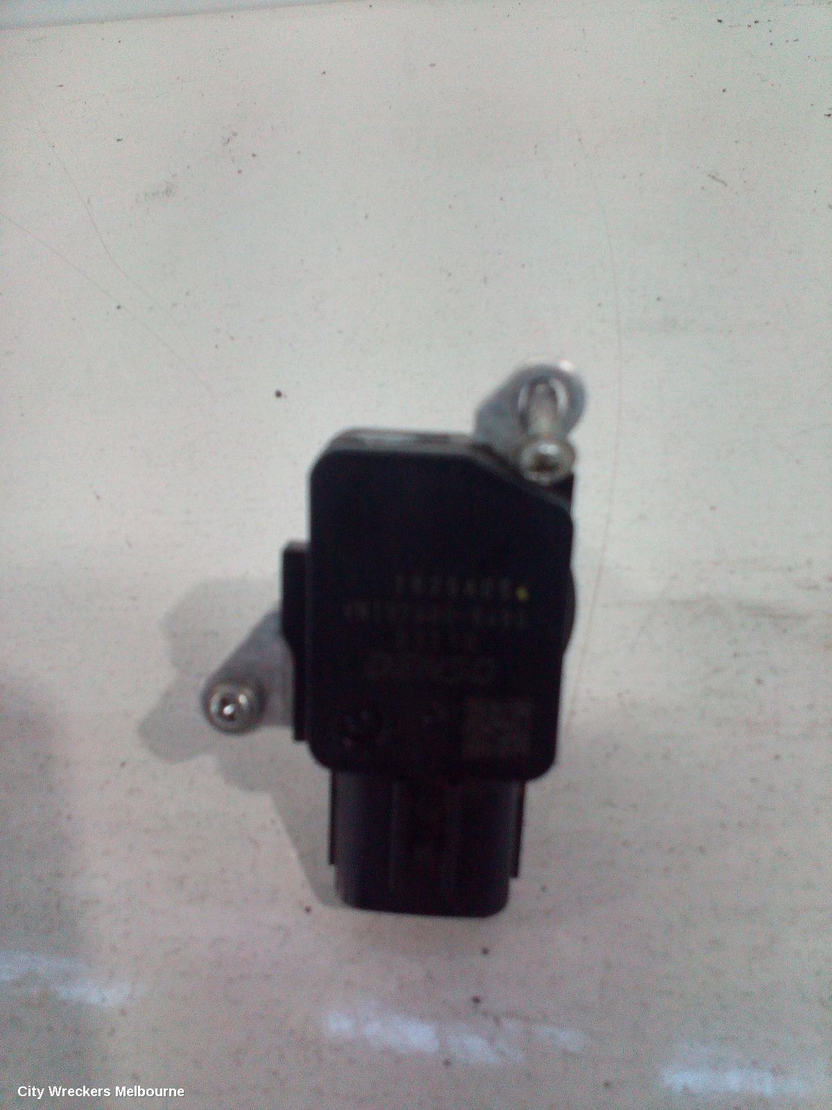 MITSUBISHI TRITON AIR FLOW METER, 2.4, DIESEL, MQ-MR, 04/2015 ONWARDS - Image 3