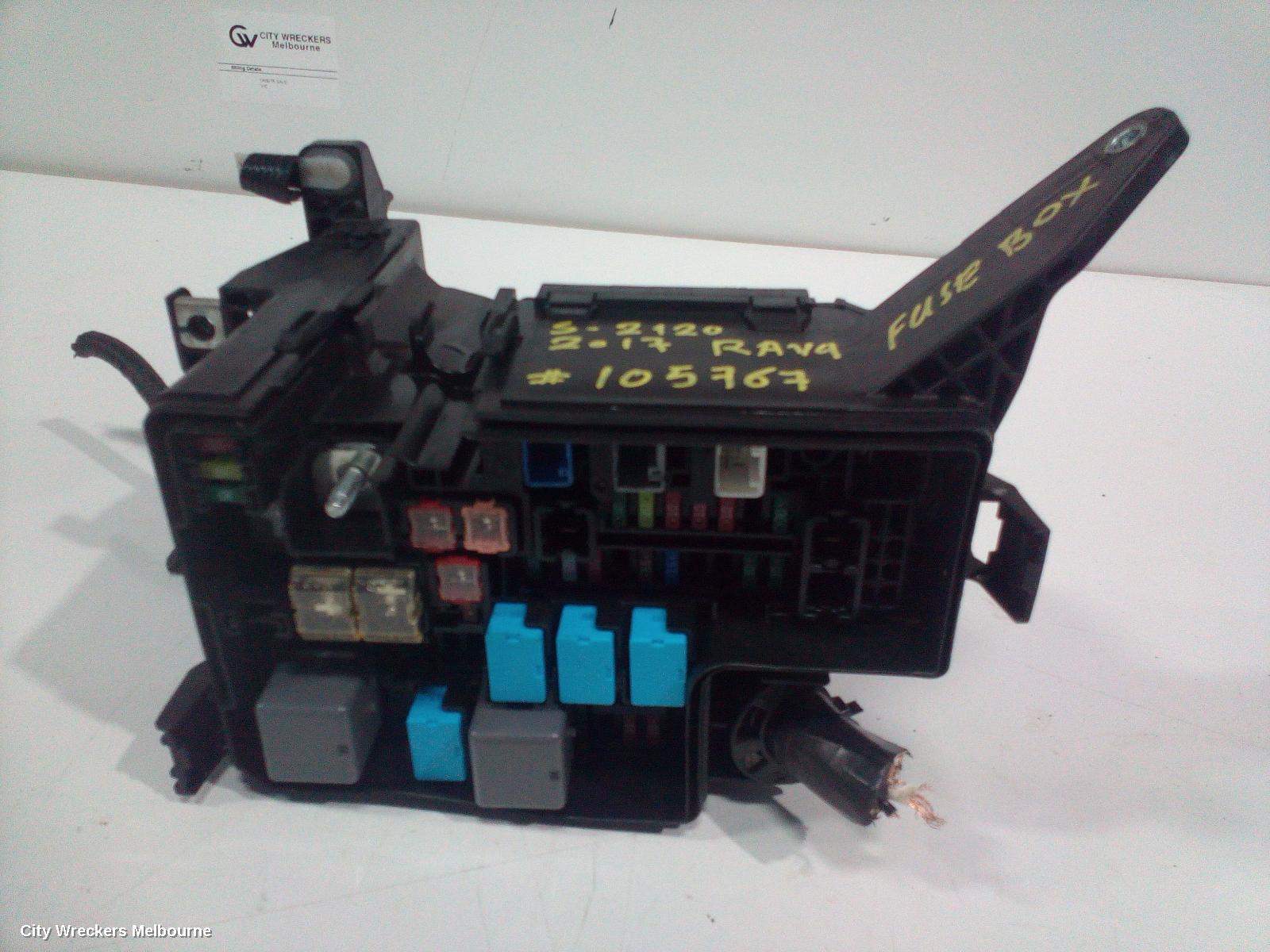TOYOTA RAV4 FUSE BOX, ENGINE BAY, ALA49R, DIESEL, LH SIDE, 12/2012 - 11/2018 - Image 2
