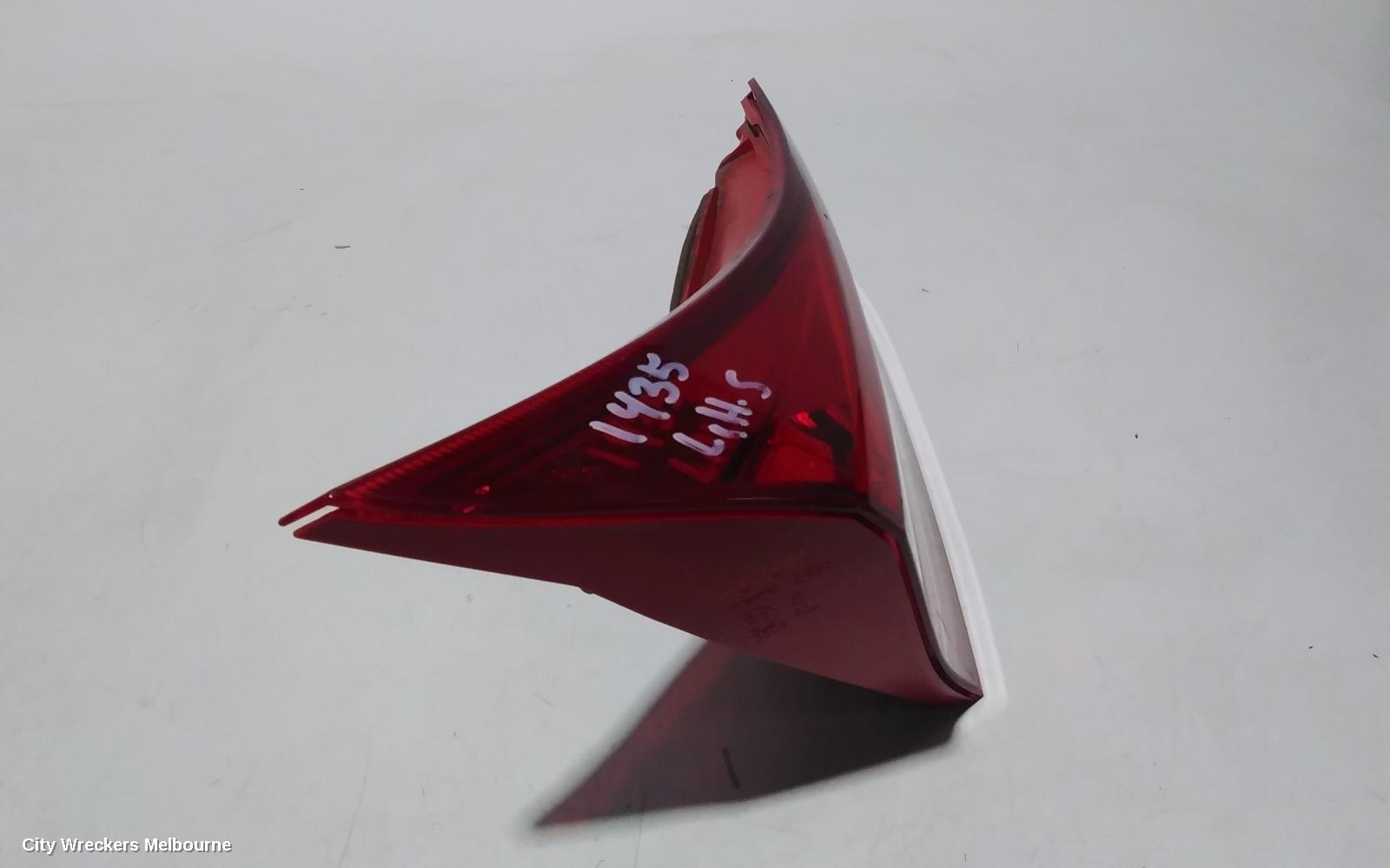 TOYOTA COROLLA REAR GARNISH, TAILGATE LAMP (LH SIDE), ZRE182R, HATCH, 10/2012 - 03/2015 - Image 3