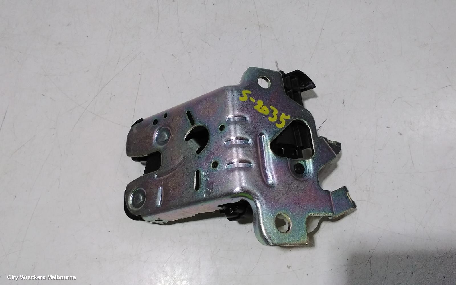 AUDI A4 DOOR/BOOT/GATE LOCK, BOOTLID LOCK, B9 8W, 10/2015 ONWARDS - Image 2