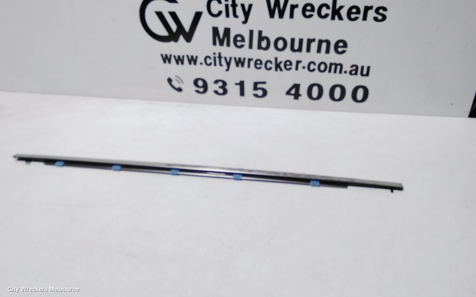 TOYOTA KLUGER DOOR MOULD, LHR CHROM MOULD: 107318, XU50 SERIES, 03/2014 - 02/2021 - Image 3