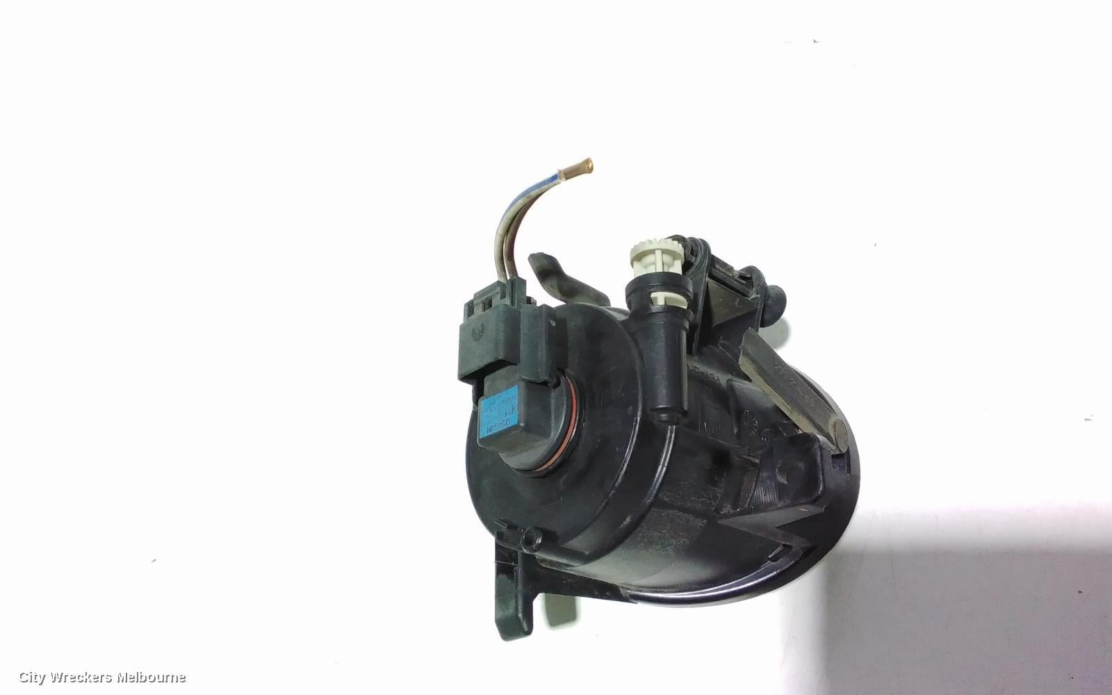 AUDI A4 RIGHT INDICATOR/FOG/SIDE, BUMPER FOGLAMP, B8 8K, 02/2008 - 06/2012 - Image 2