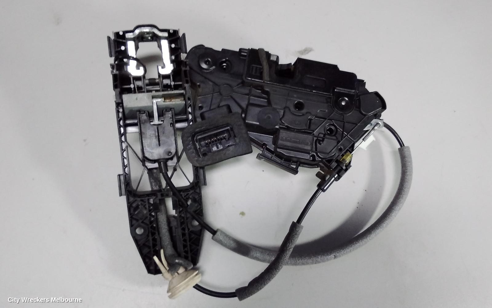 VOLKSWAGEN GOLF DOOR/BOOT/GATE LOCK, RIGHT FRONT DOOR LOCK, P/N 5K2837016E, GEN 7, 03/2013 ONWARDS - Image 2