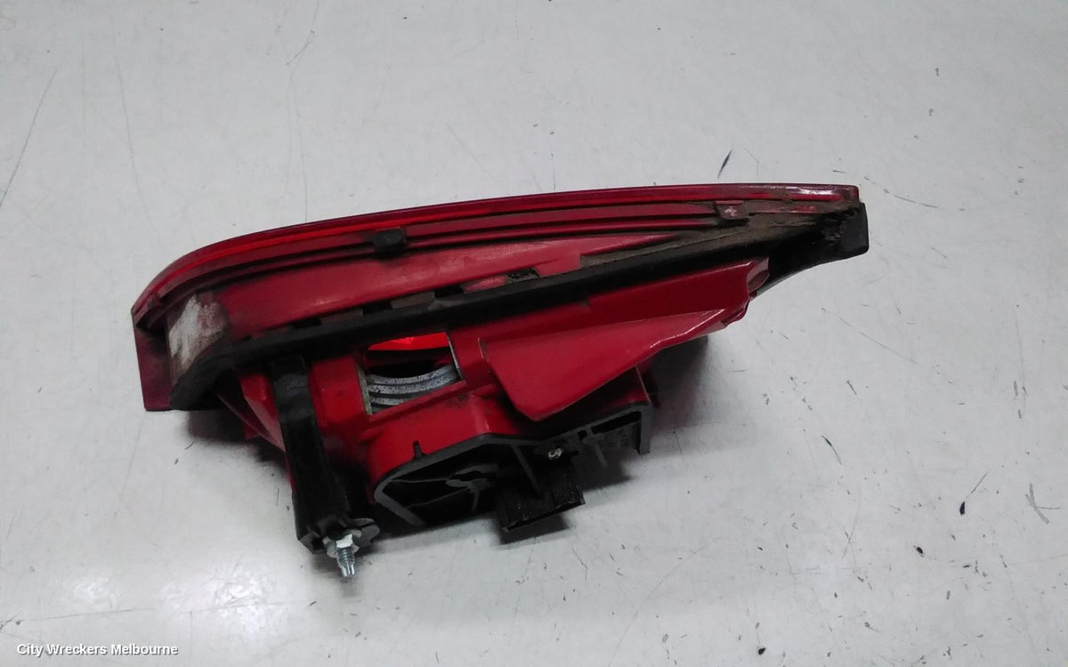 AUDI A4 REAR GARNISH, BOOTLID LAMP (LH SIDE), B8 8K (A4/S4), LED TYPE, 02/2008 - 06/2012 - Image 3