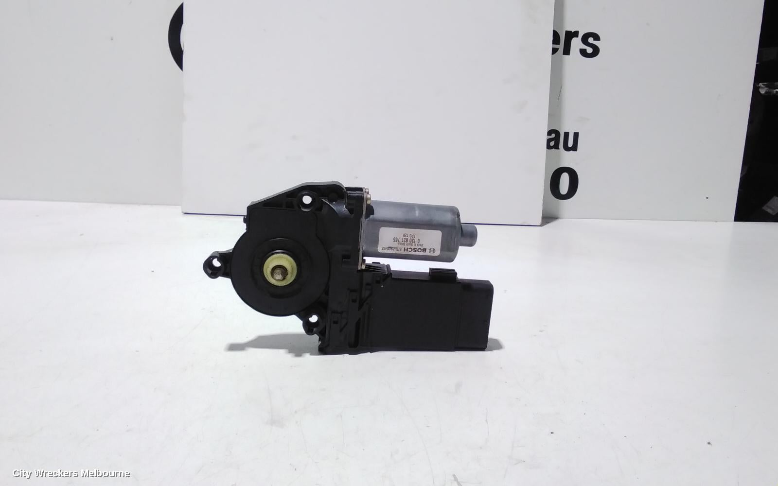 VOLKSWAGEN GOLF LEFT FRONT WINDOW REG/MOTOR, 5DR HATCH POWER - MOTOR ONLY 09/1998 - 04/2004 - Image 2