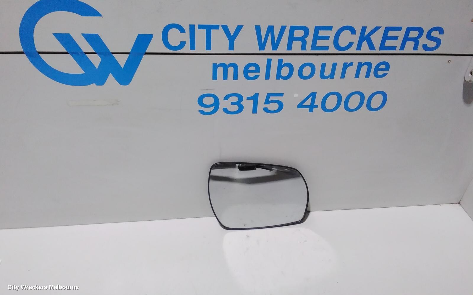 NISSAN MURANO RIGHT DOOR MIRROR, Z50, 05/2002 - 12/2008 - Image 1