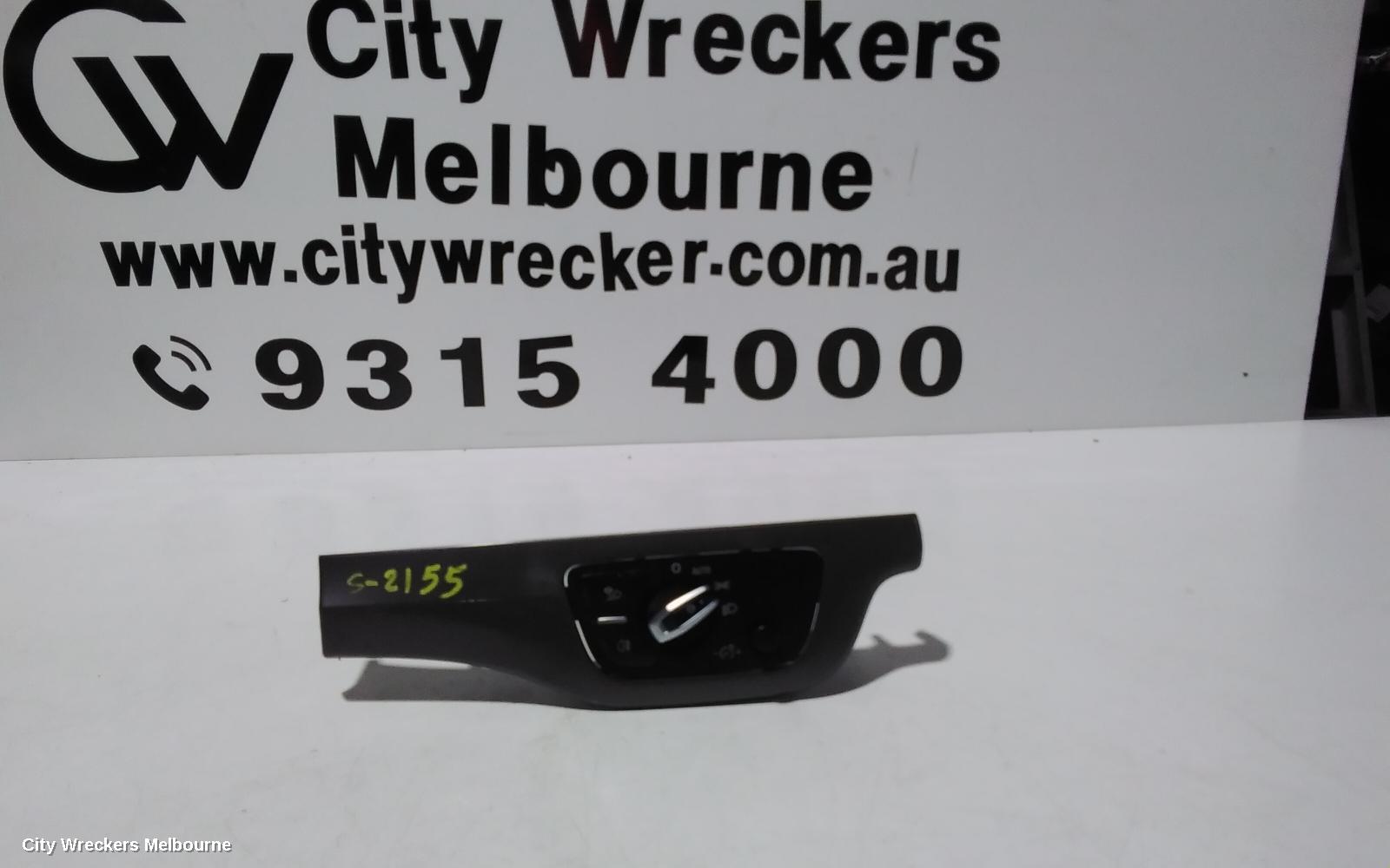 AUDI Q7 COMBINATION SWITCH, HEADLAMP SWITCH, 4M, 09/2015 ONWARDS - Image 1