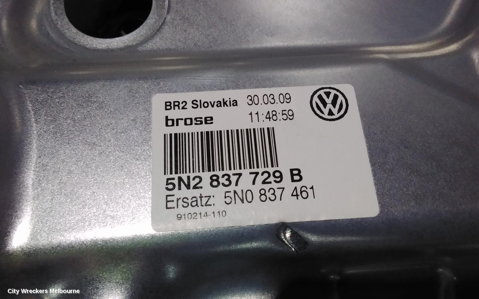 VOLKSWAGEN TIGUAN LEFT FRONT WINDOW REG/MOTOR, 5N, POWER, 05/2008 - 08/2016 - Image 2