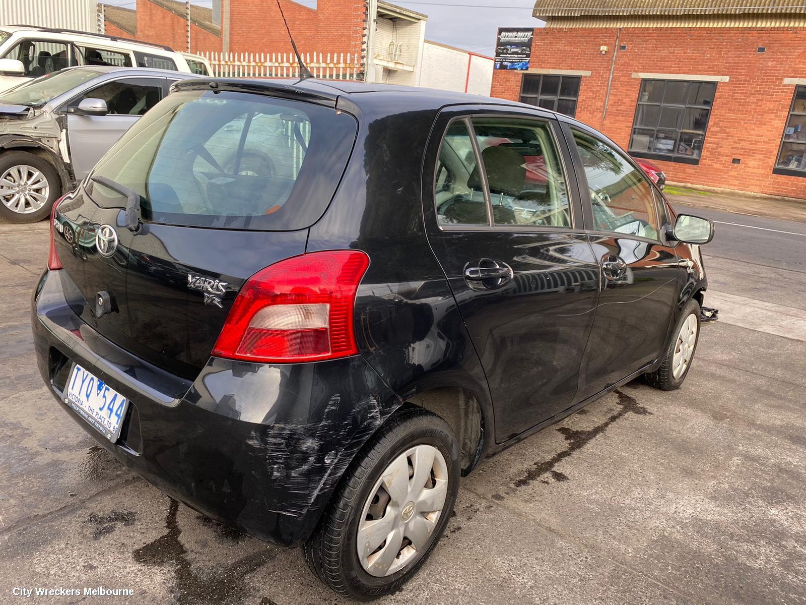 TOYOTA YARIS RIGHT FRONT DOOR WINDOW, NCP9#, 5DR HATCH, 10/2005 - 07/2011 - Image 3