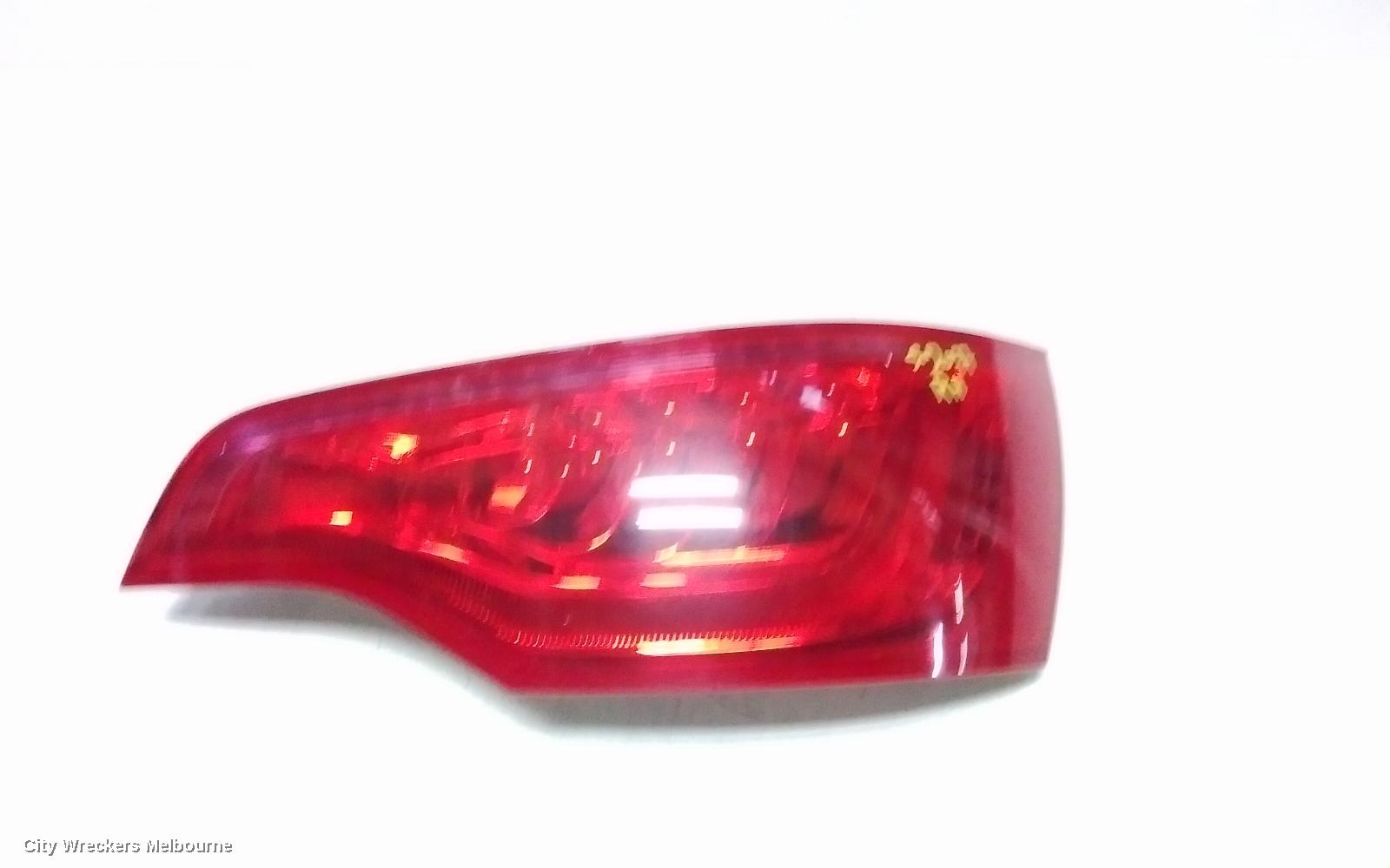 AUDI Q7 RIGHT TAILLIGHT, 4L, IN TAILGATE, 10/2009 - 08/2015 - Image 2