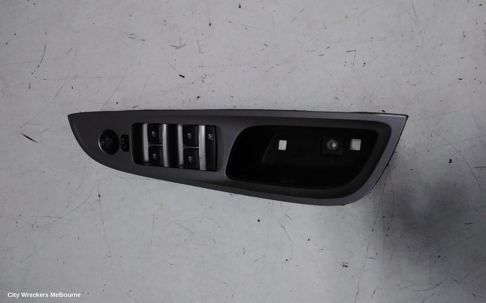 HOLDEN COMMODORE PWR DR WIND SWITCH, RH FRONT (MASTER SWITCH), VF, SILVER, 4 SWITCH TYPE, 05/2013 - 12/2017 - Image 1