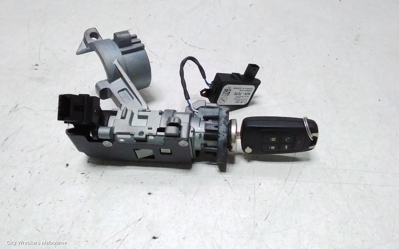 HOLDEN COMMODORE IGNITION W/ KEY, VF, KEY START TYPE, 05/2013 - 12/2017 - Image 1