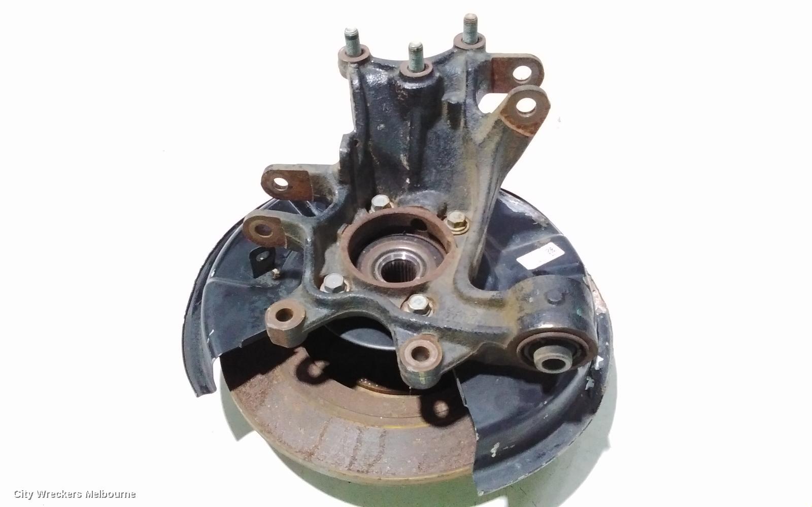KIA SPORTAGE LEFT REAR HUB ASSEMBLY, QL, AWD, 10/2015 - 08/2021 - Image 2