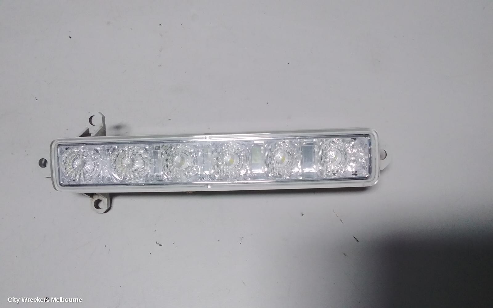 PEUGEOT 308 RIGHT INDICATOR/FOG/SIDE, BUMPER FOGLAMP, T9, ACTIVE/ALLURE, 10/2014 - 01/2021 - Image 3