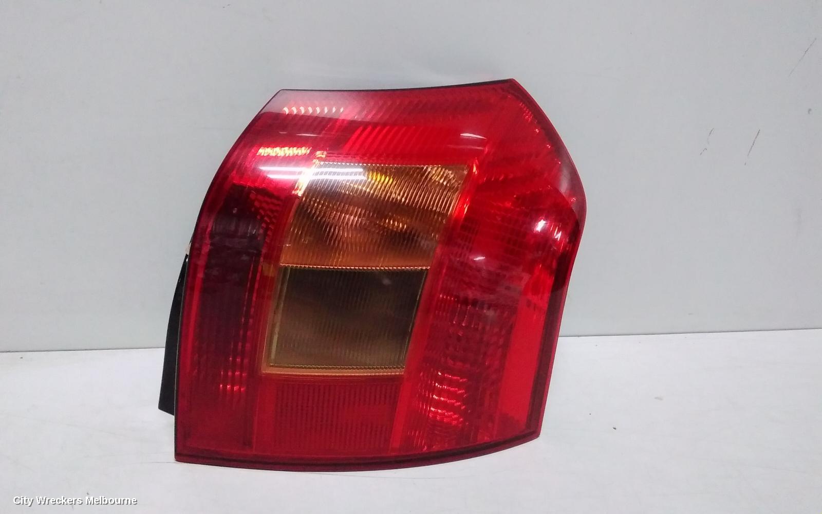 TOYOTA COROLLA RIGHT TAILLIGHT, ZZE122 (SOUTH AFRICA-VIN AHT), HATCH, 04/2003 - 08/2004 - Image 2