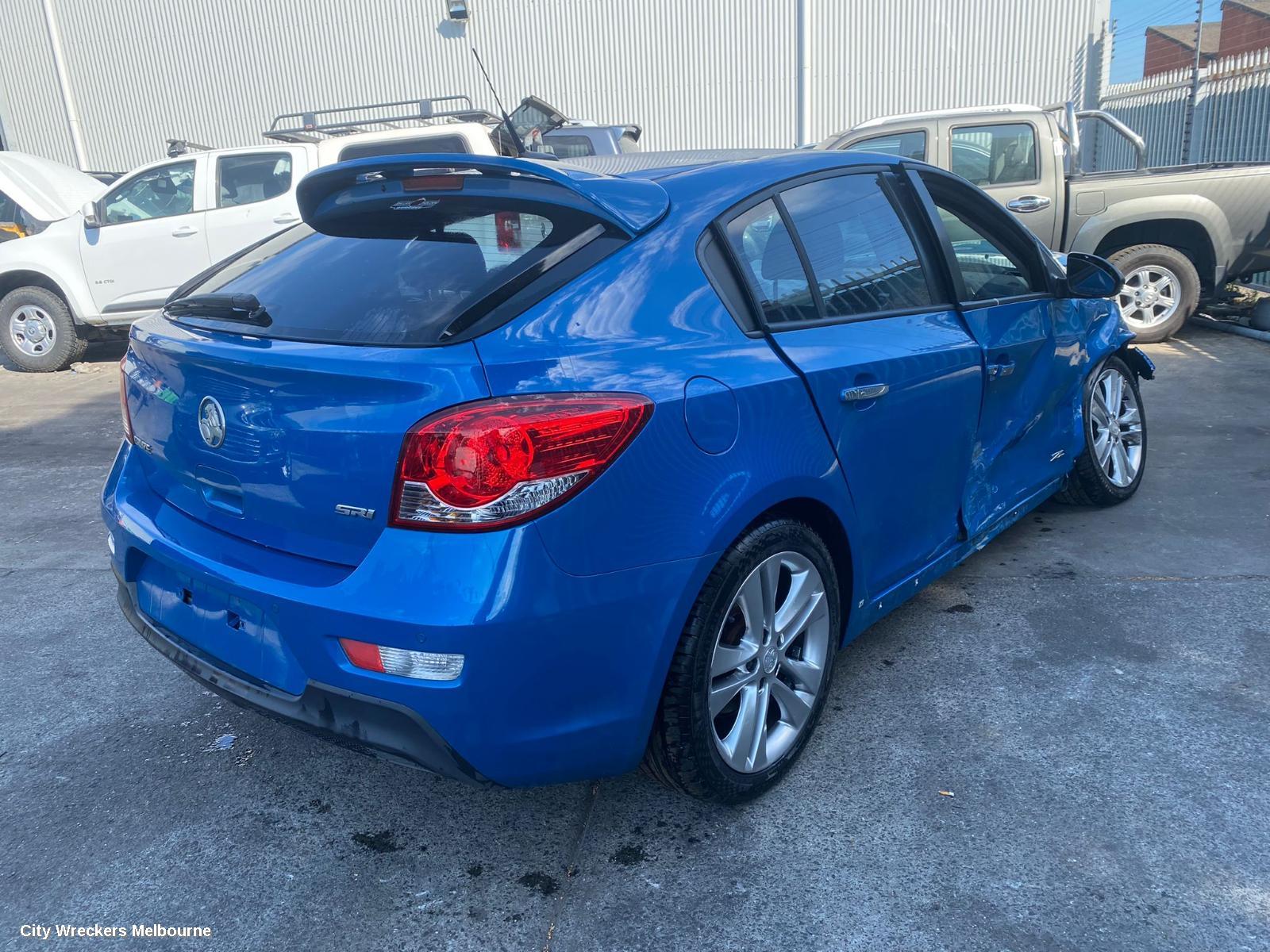 HOLDEN CRUZE LEFT REAR DOOR/SLIDING, JH, HATCH, 03/2011 - 01/2017 - Image 3