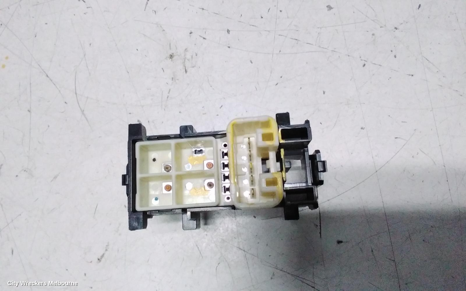 TOYOTA YARIS PWR DR WIND SWITCH, LH FRONT, NCP9#, 10/2005 - 07/2011 - Image 3