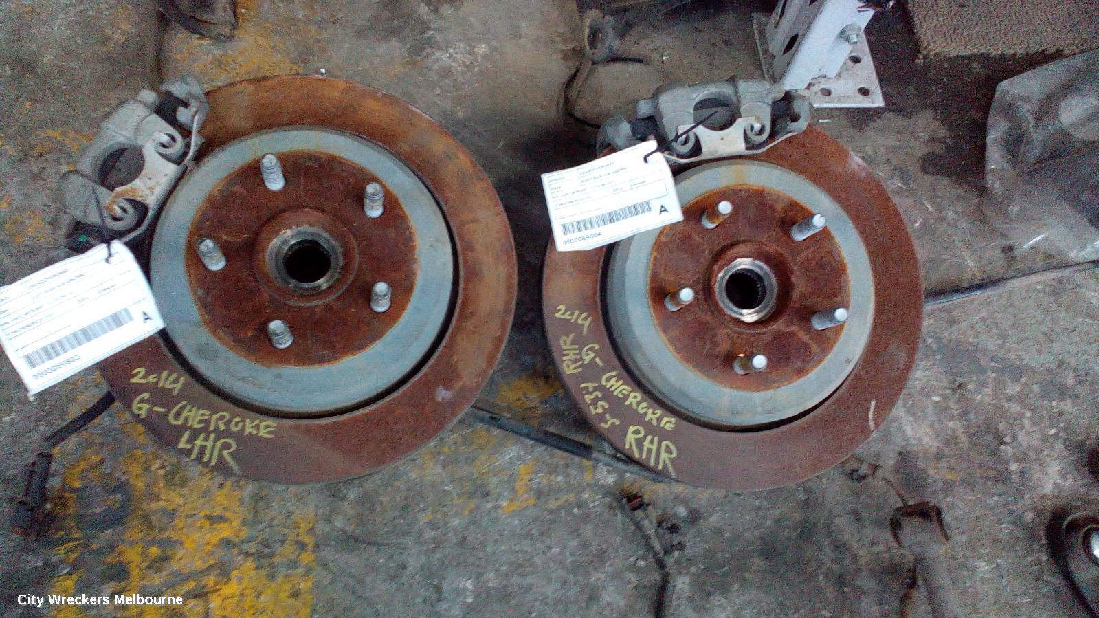 JEEP GRANDCHEROKEE RIGHT REAR HUB ASSEMBLY, WK, 4WD, SRT8/SRT, 11/2010 - 09/2016 - Image 2