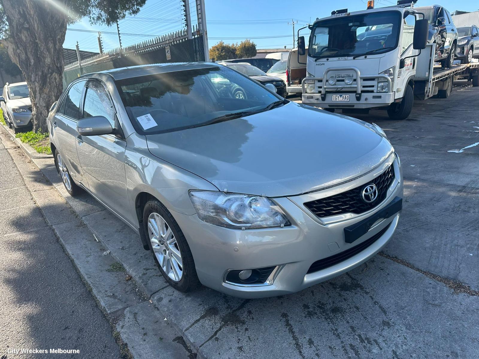 TOYOTA AURION RIGHT FRONT DOOR, GSV40R, 09/2009 - 03/2012 - Image 1