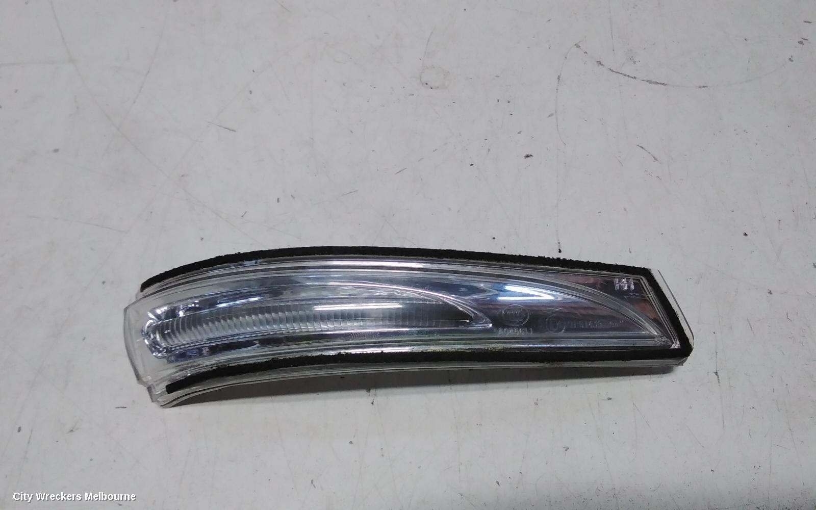 HYUNDAI ELANTRA RIGHT DOOR MIRROR, MD, ACTIVE/TROPHY, NON FOLDING TYPE, 10/2013 - 11/2015 - Image 1