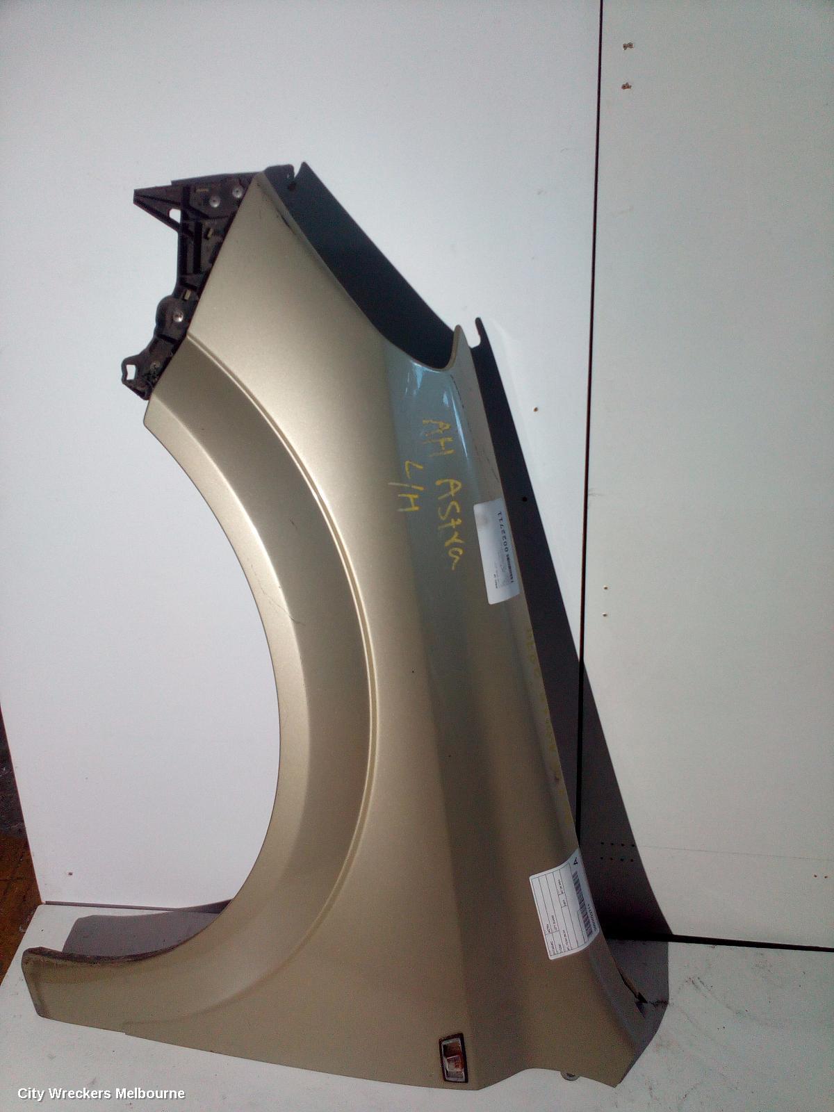 HOLDEN ASTRA LEFT GUARD, AH, 10/2004 - 08/2009 - Image 2