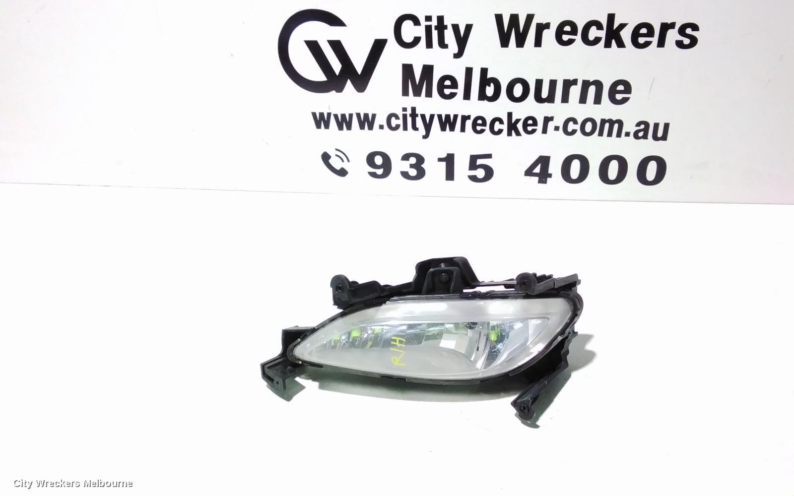 HYUNDAI I45 RIGHT INDICATOR/FOG/SIDE, BUMPER FOGLAMP, YF, 02/2010 - 05/2013 (AUS ONLY) - Image 1