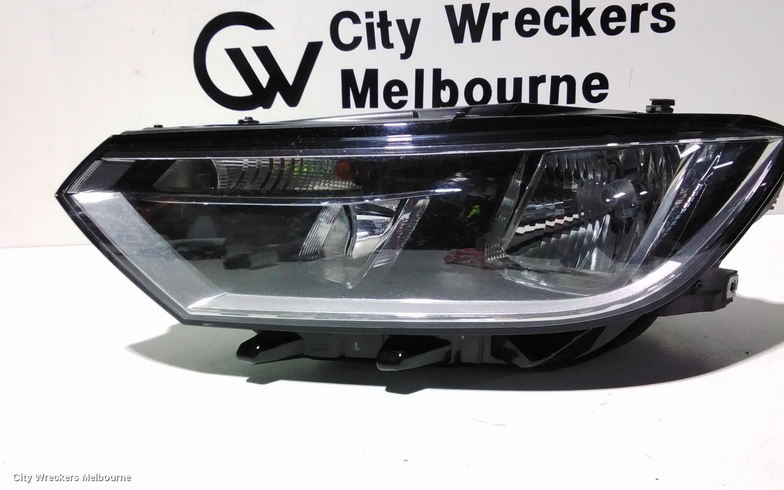 VOLKSWAGEN PASSAT LEFT HEADLAMP, B8/MK7, HALOGEN TYPE, 06/2015 - 10/2019 - Image 3