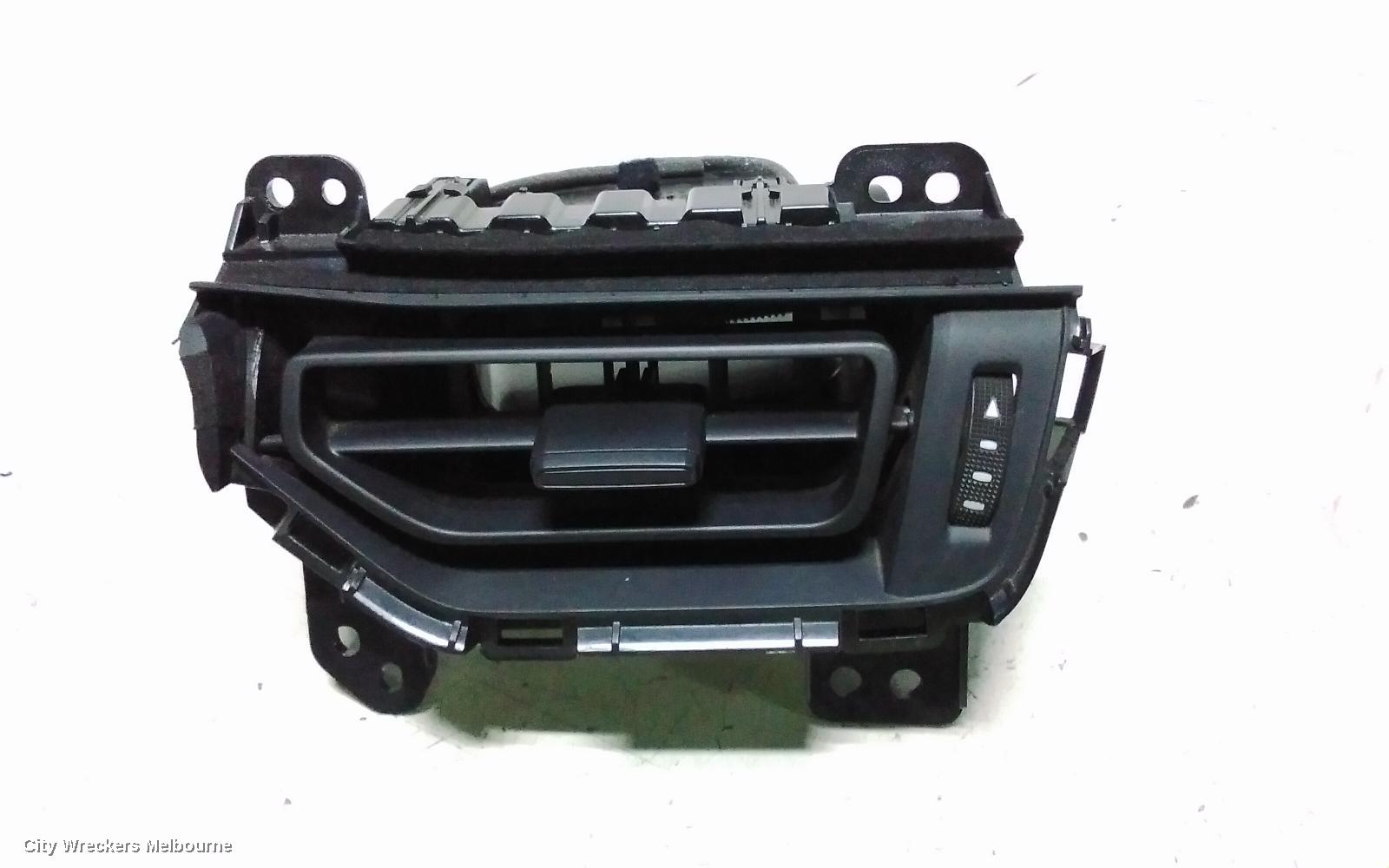 TOYOTA RAV4, XA50, 11/2018 - 12/2025, RH AIRVENT: 141724 - Image 2