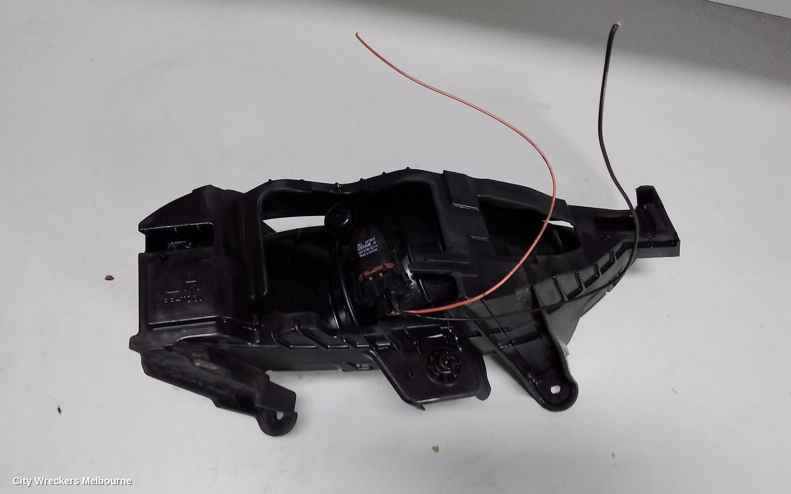 HYUNDAI I45 LEFT INDICATOR/FOG/SIDE, BUMPER FOGLAMP, YF, 02/2010 - 05/2013 (AUS ONLY) - Image 3