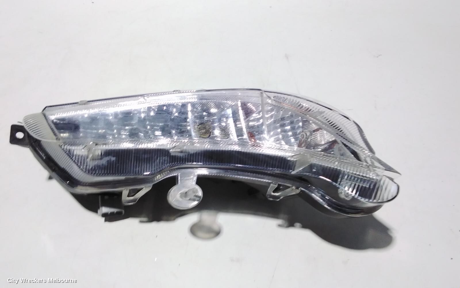 TOYOTA CAMRY RIGHT INDICATOR/FOG/SIDE, BUMPER FLASHER, ASV50/AVV50, 05/2015 - 10/2017 - Image 2