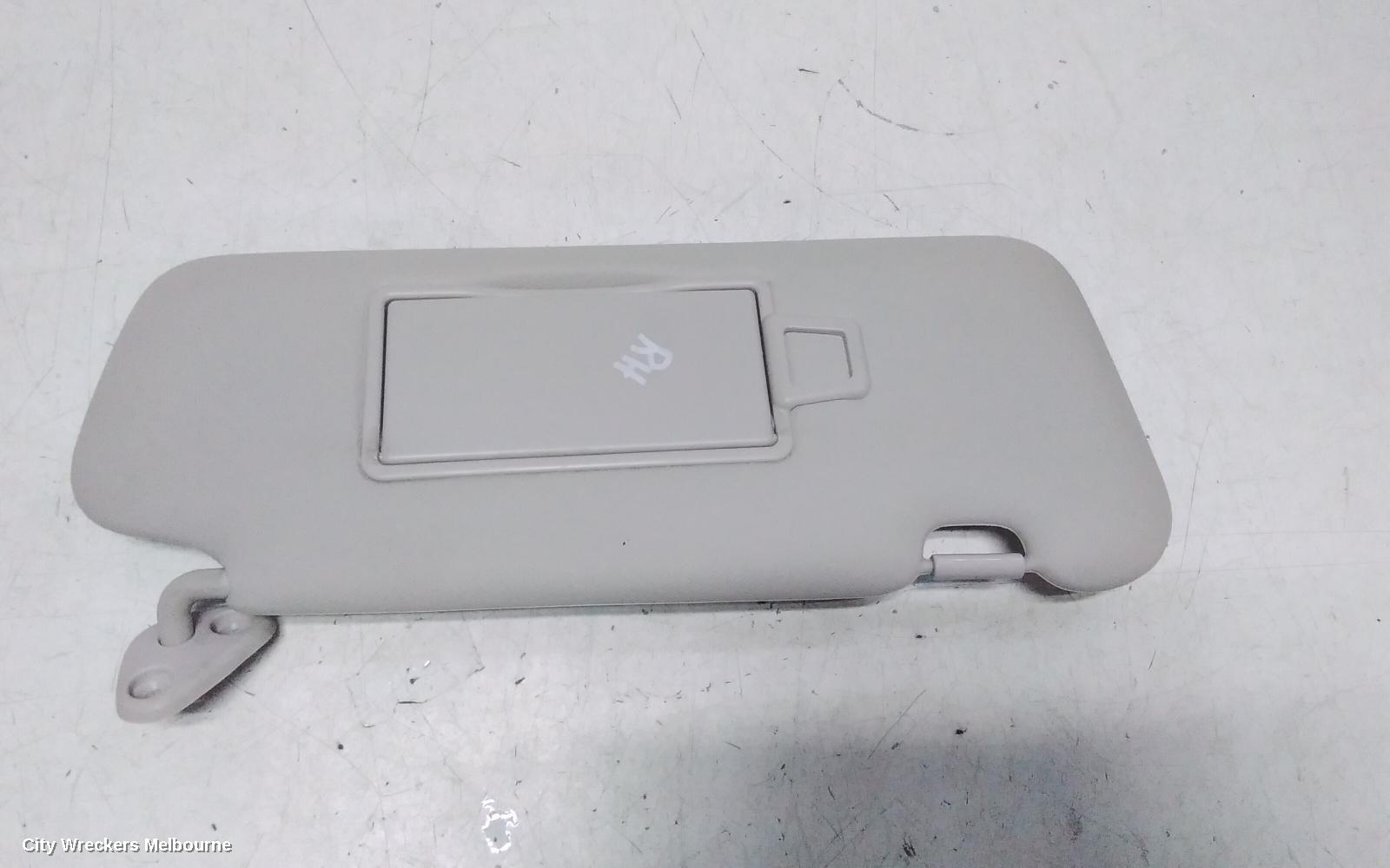 GREAT WALL CANNON UTE SUNVISOR, NPW, RH SIDE, 09/2020 ONWARDS - Image 2