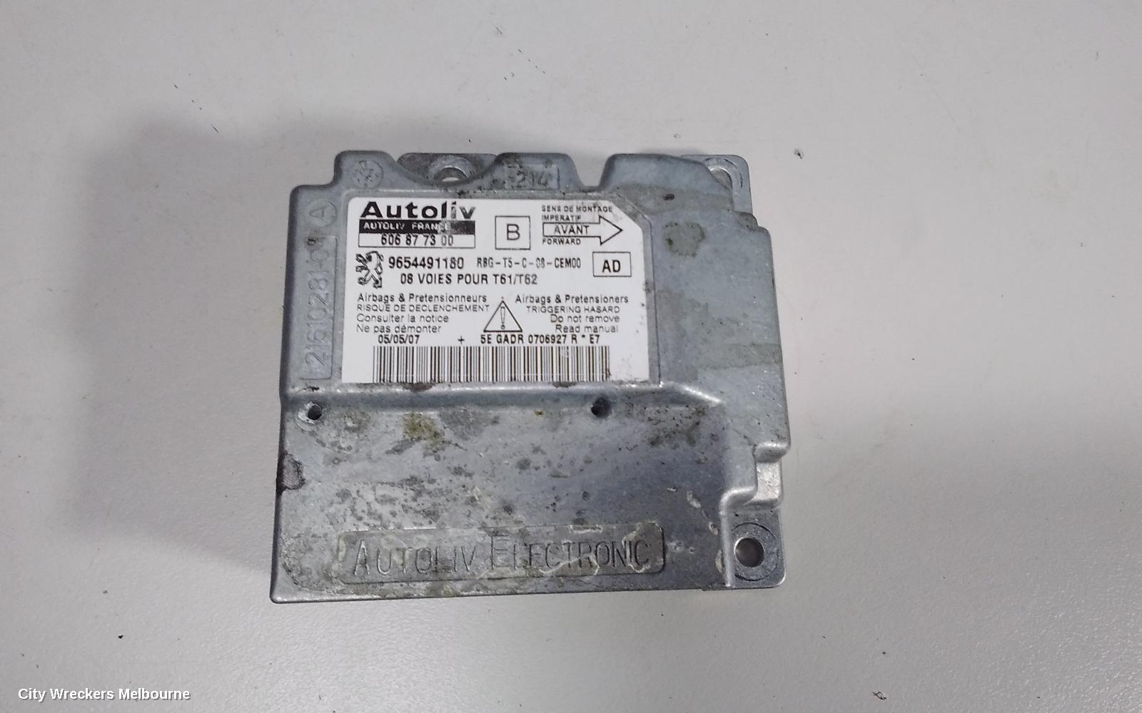 PEUGEOT 307 AIRBAG MODULE/SENSOR, T6, MODULE, 10/2005 - 12/2009 - Image 1