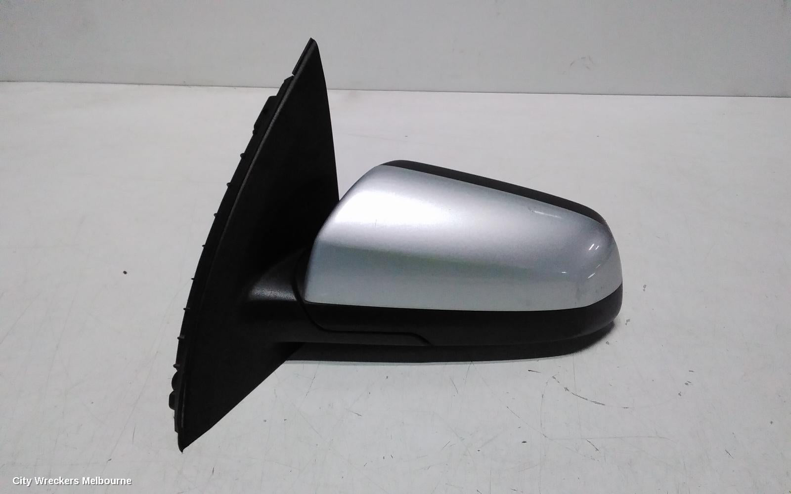 HOLDEN COMMODORE LEFT DOOR MIRROR, VE, NON HEATED & NON PUDDLE LAMP TYPE, 08/2006 - 04/2013 - Image 1