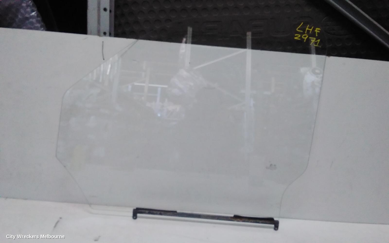 LDV V80 LEFT FRONT DOOR WINDOW, VAN, 01/2013 - 12/2023 - Image 1