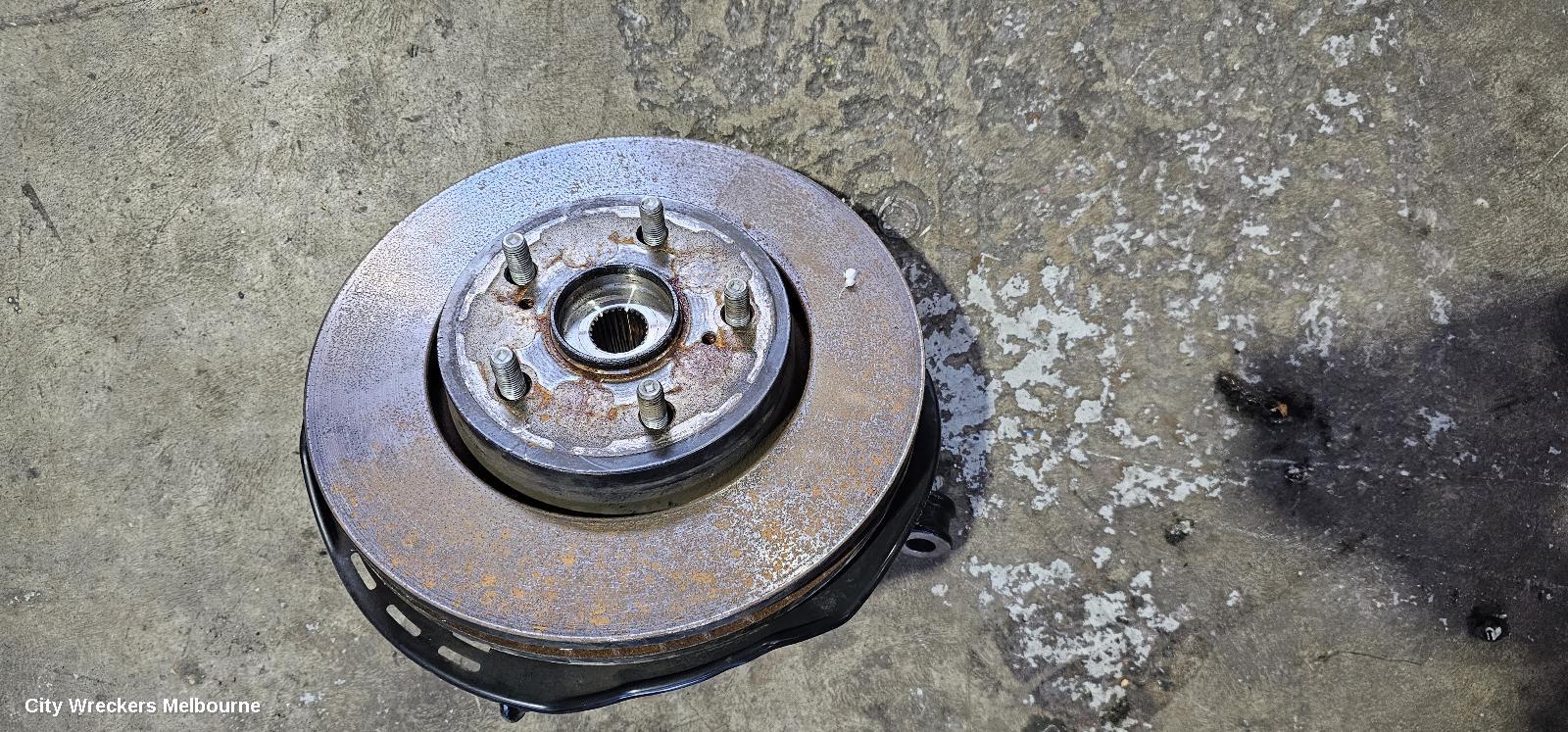 BMW 3 SERIES LEFT FRONT HUB ASSEMBLY, E90, SEDAN, 03/2005 - 01/2012 - Image 1