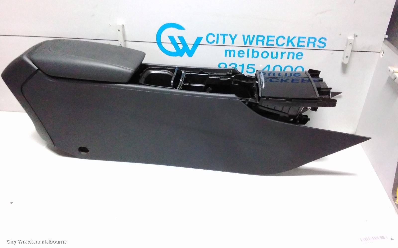 HOLDEN COMMODORE CONSOLE, CONSOLE ASSY, LEATHER/PERFORATED, RS-V/VRX/CALAIS-V, BZ, 10/2017 - 12/2020 - Image 2