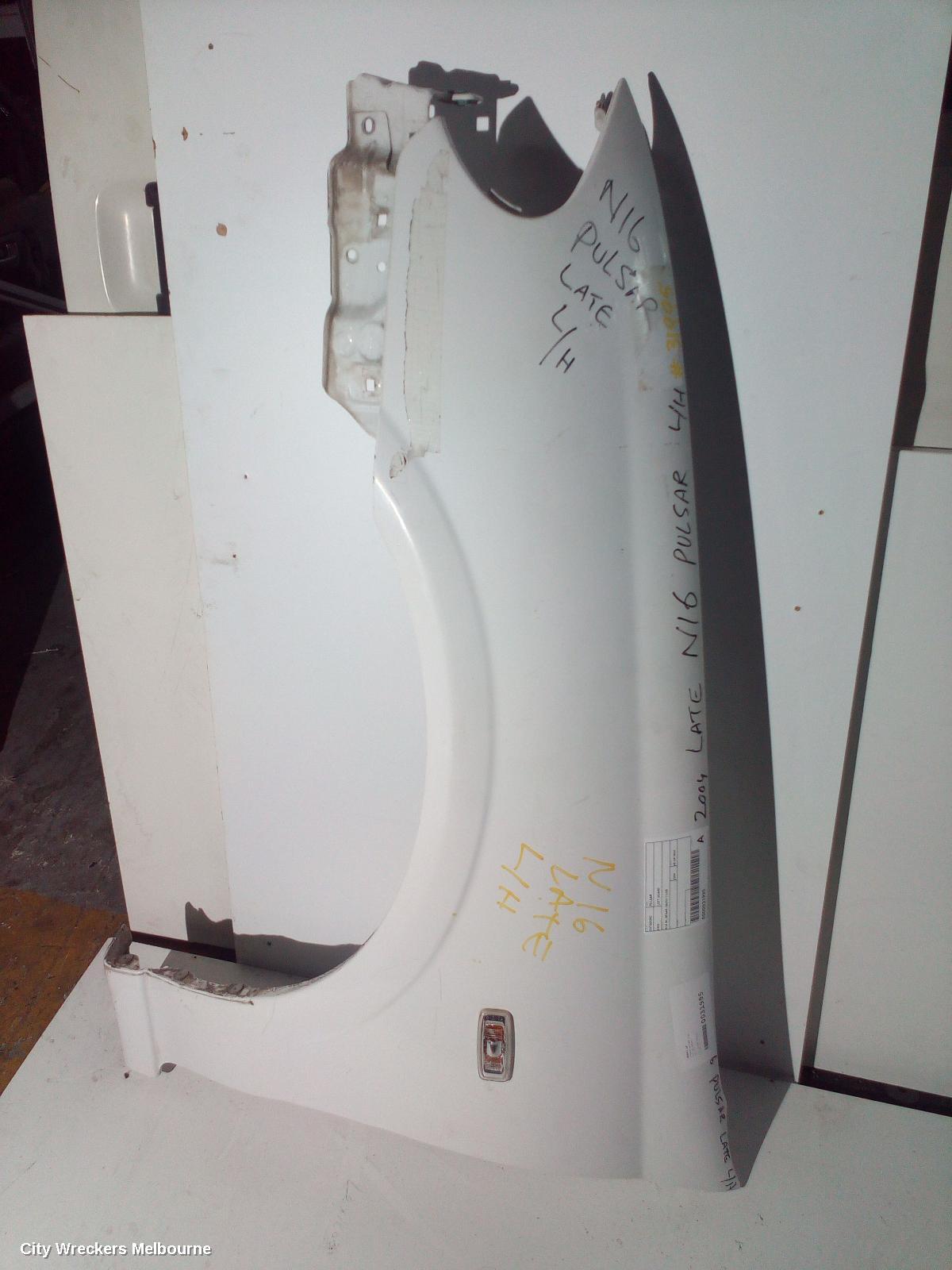 NISSAN PULSAR LEFT GUARD, N16 SII, SEDAN, 08/2003 - 12/2005 - Image 2