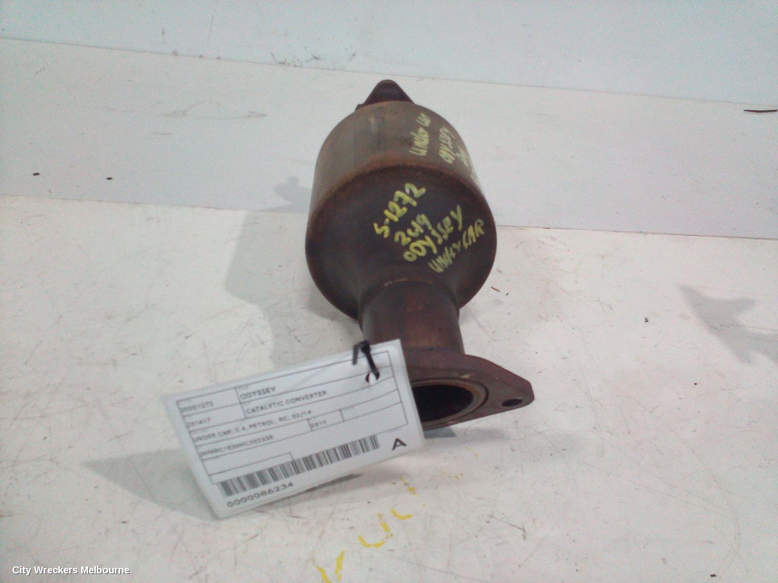 HONDA ODYSSEY CATALYTIC CONVERTER, UNDER CAR, 2.4, PETROL, RC, 02/2014 - 03/2022 - Image 2