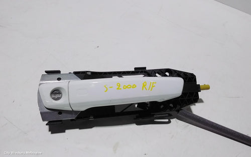 AUDI A3 DOOR HANDLE, 8V, RH FRONT, OUTER, 05/2013 - 10/2020 - Image 2