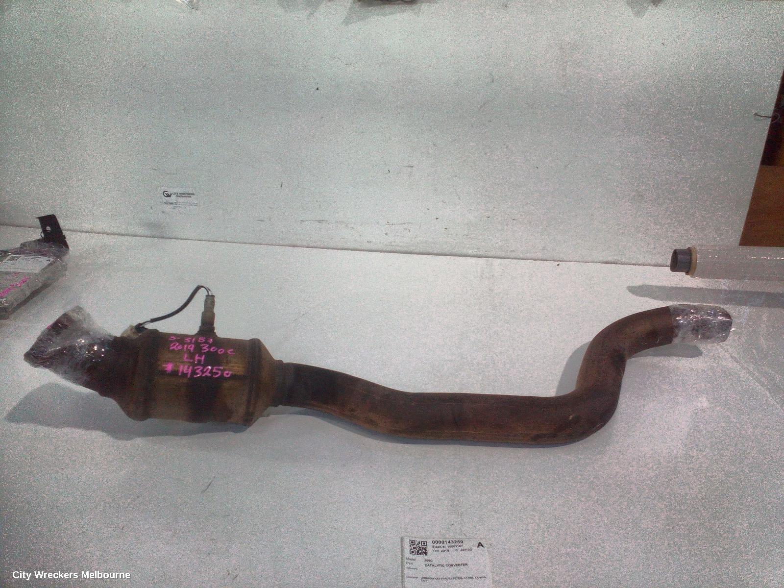 CHRYSLER 300C CATALYTIC CONVERTER, UNDERCAR CAT-TYPE, 6.4, PETROL, LH SIDE, LX, 01/2015 - 12/2021 - Image 3