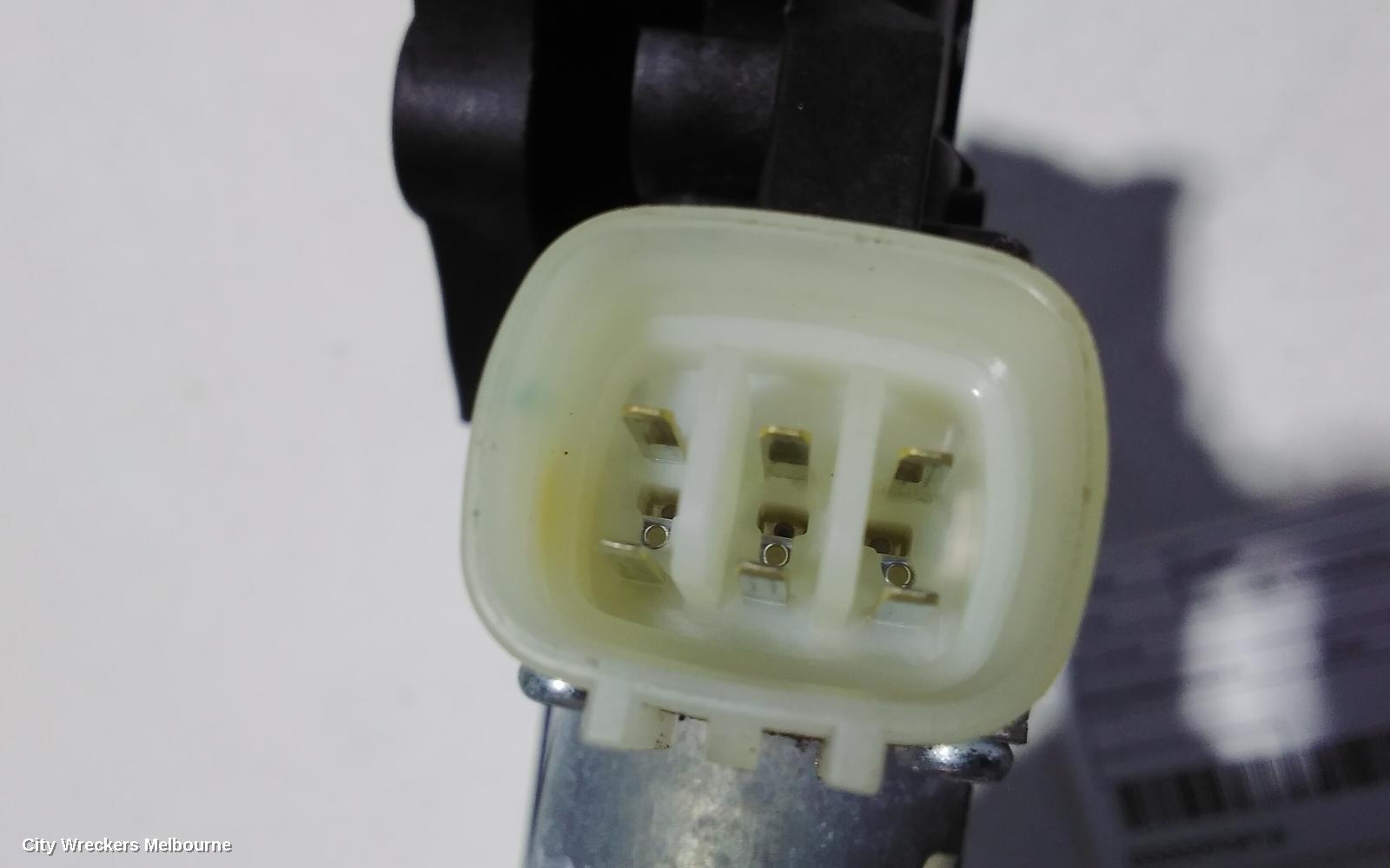 SUZUKI BALENO RIGHT FRONT WINDOW REG/MOTOR, EW, 04/2016 - 12/2022 - Image 3