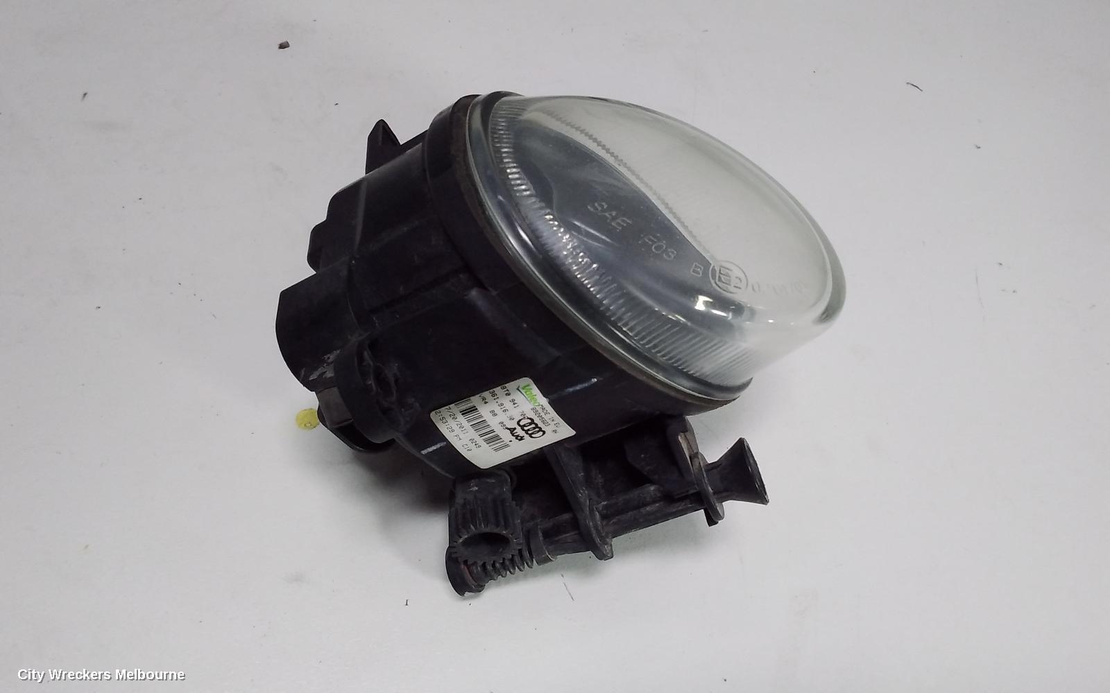 AUDI A5 RIGHT INDICATOR/FOG/SIDE, BUMPER FOGLAMP, 8T, A5/S5, RECTANGLE TYPE, NON S-LINE, 10/2011 - 11/2016 - Image 2