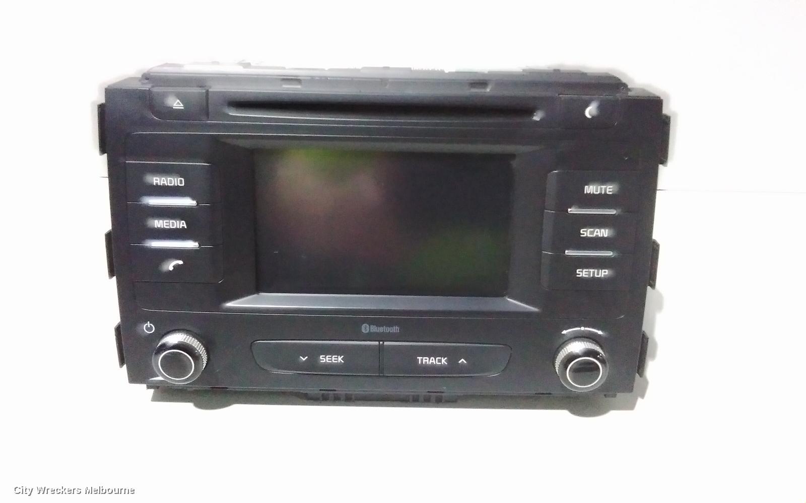 KIA CARNIVAL/GRAND CARNIVAL RADIO/CD/DVD/SAT/TV, RADIO/CD W/ BLUETOOTH, YP, 02/2015 - 10/2020 - Image 2